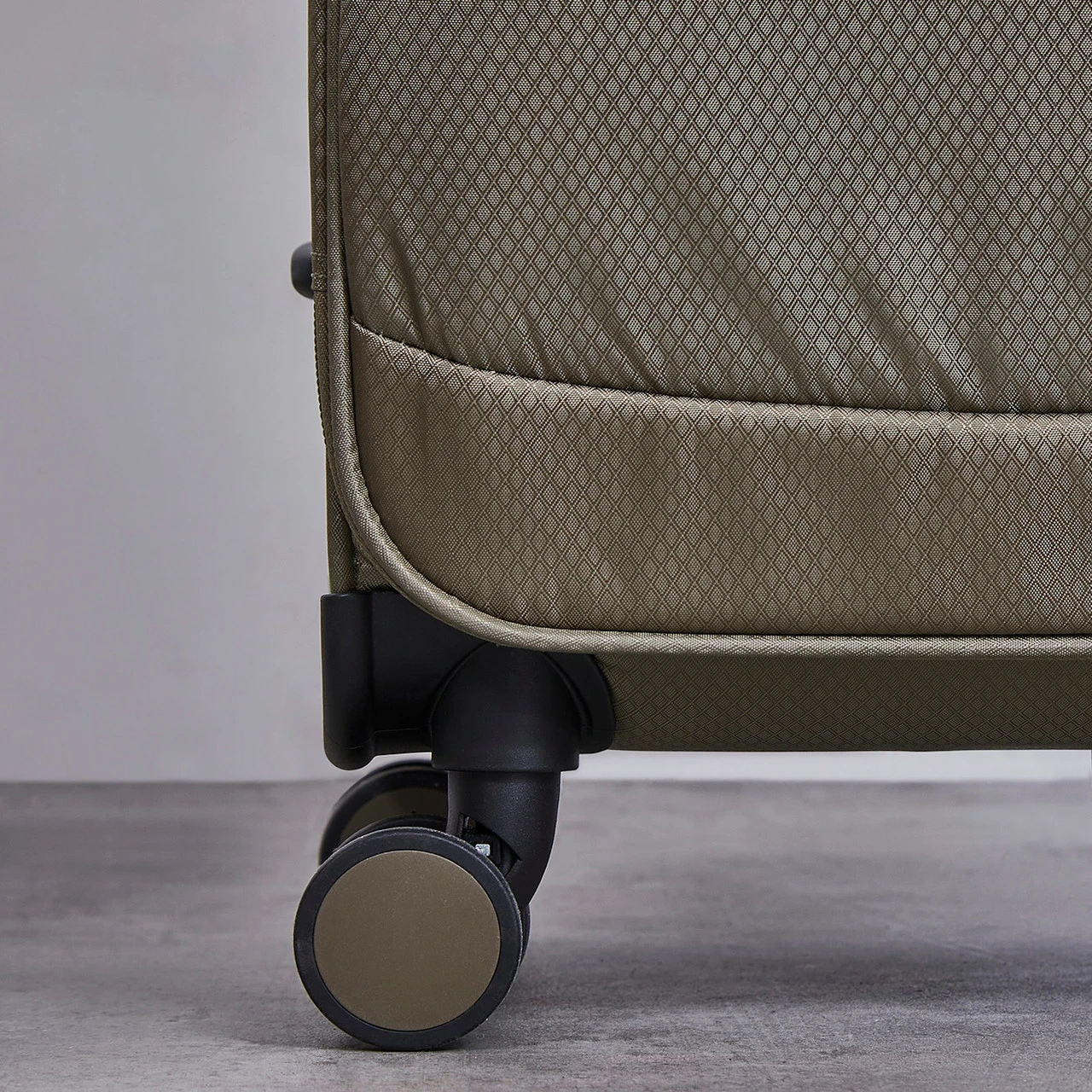 Rock Rocklite 4 Wheel Cabin Suitcase - 54cm - Image 8