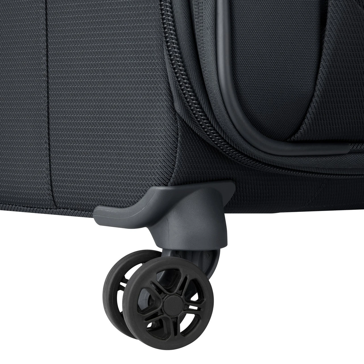 Delsey Montmartre Air 2.0 Recycled 4 Wheel Expandable Suitcase - 68cm - Image 7